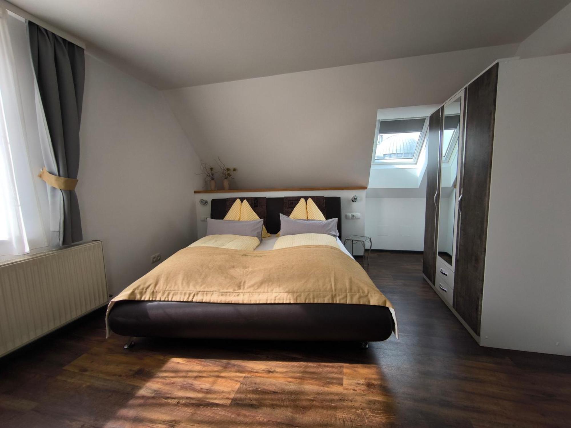Haus Sanz Affittacamere 3*